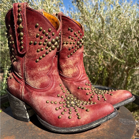 Old Gringo Red Studded Boots - Picture 5 of 16